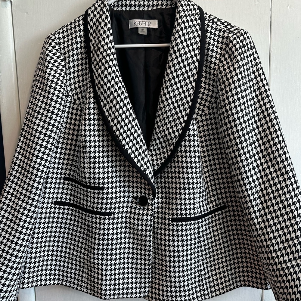 Kasper Women's Blazer - Black and White - Picture 2 of 9